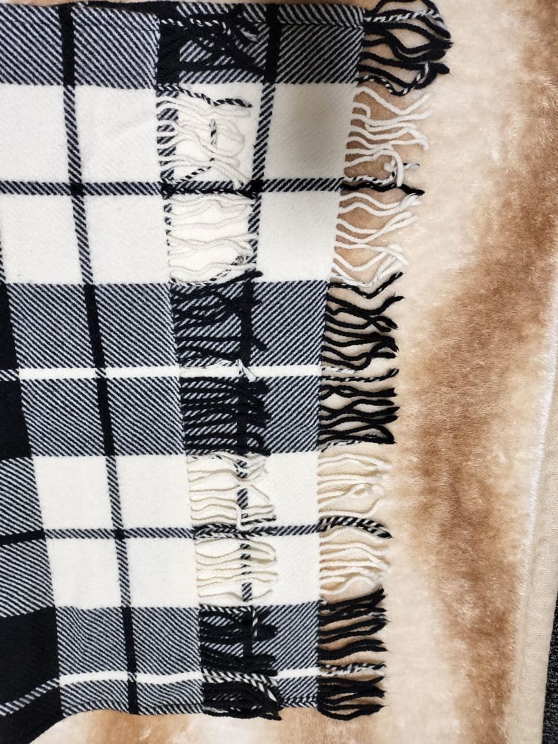 BURBERRY BLUE LABELバーバリーブルーレーベルフード付きポンチョ