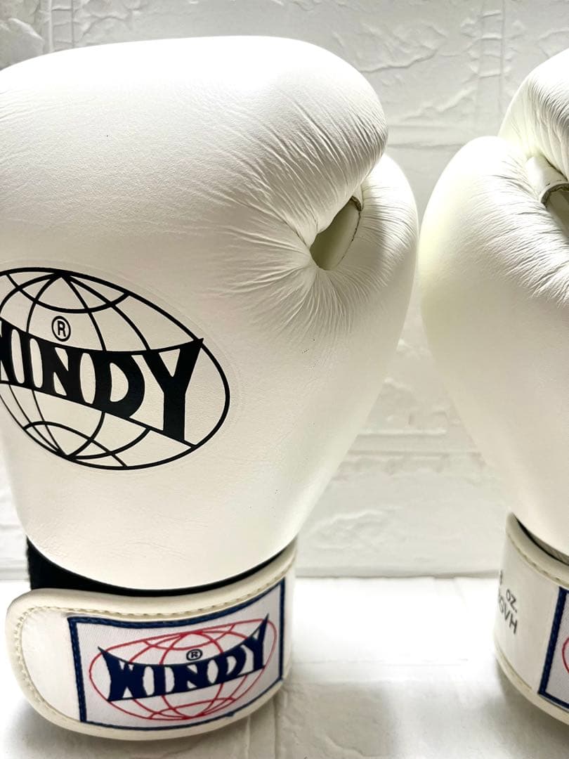【中古品】WINDY ウィンディボクシンググローブ 8oz ホワイト　白