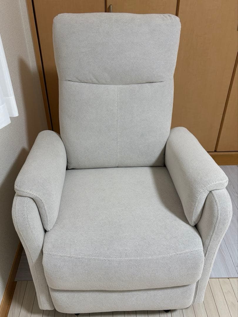 ゆ*る様 値下げしました【直接引取可-5000円引き】電動リクライニングソファ(