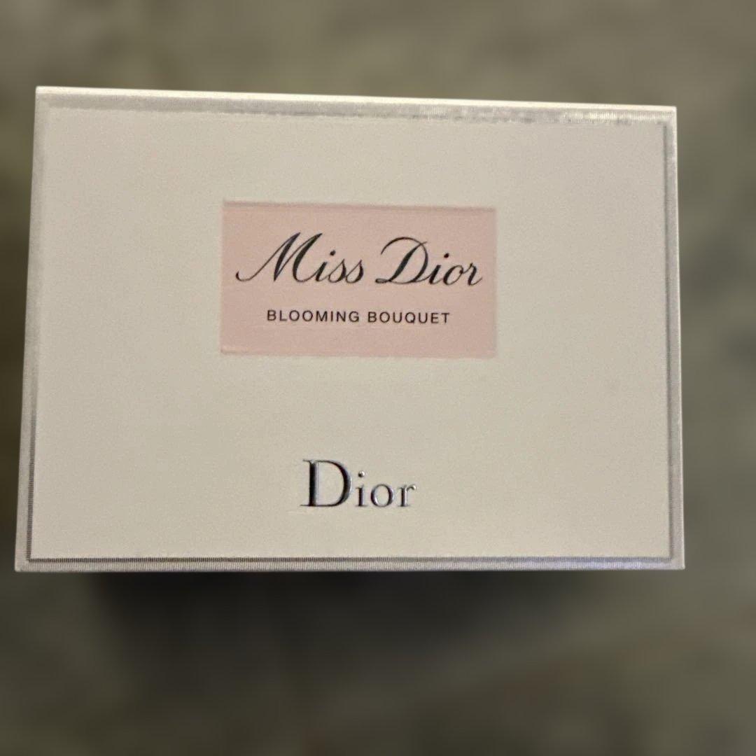 【新品未使用】　 Miss Dior コフレ　ブルーミングブーケ 国内正規品