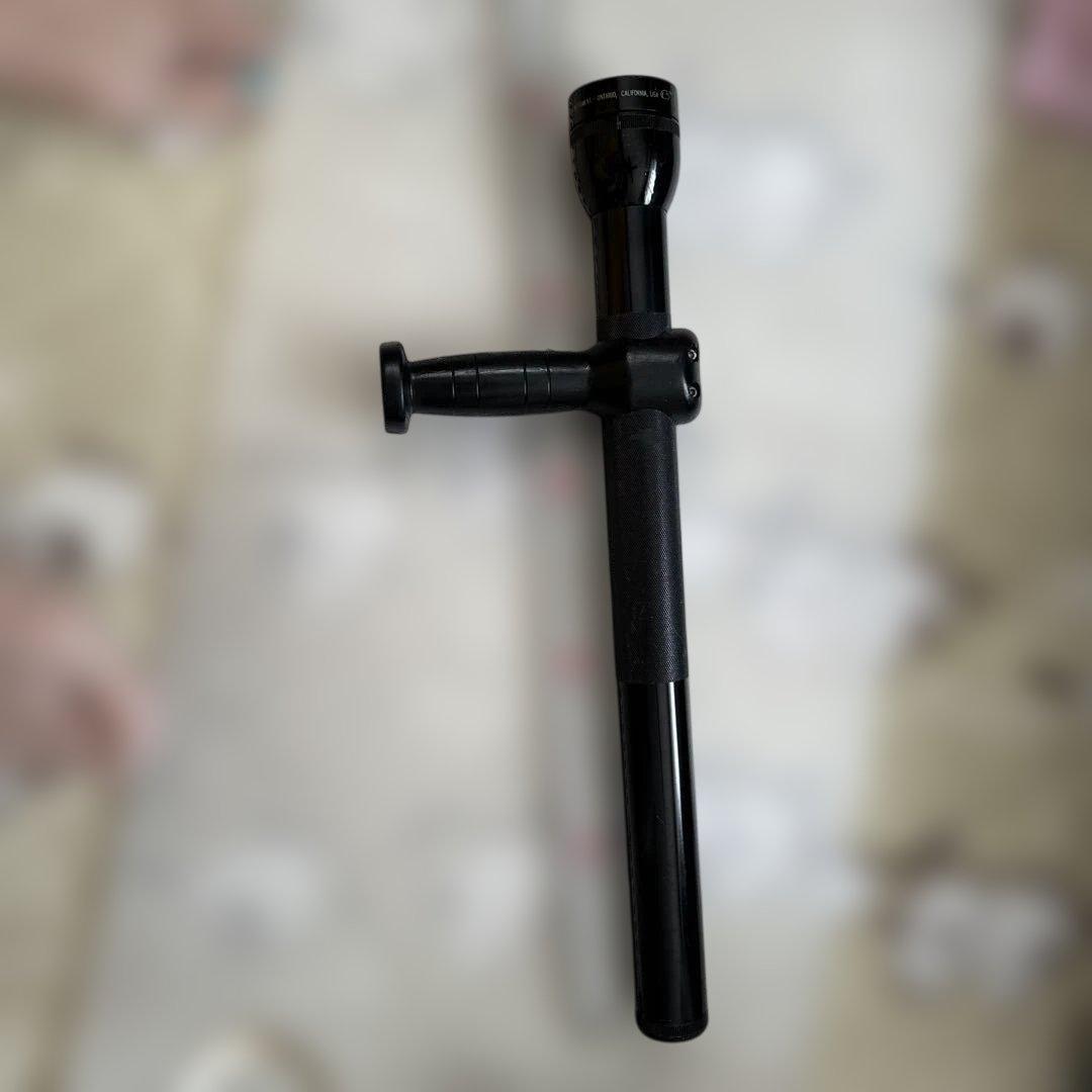 MAG lite9V式トイファハンドル付きLED球