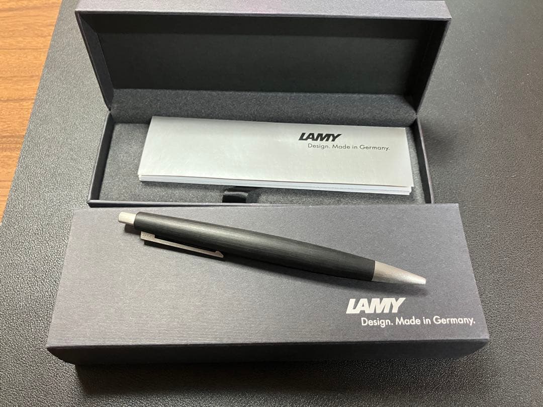 セーラー万年筆 プロフィット ブラックラスターM中字　LAMY2000