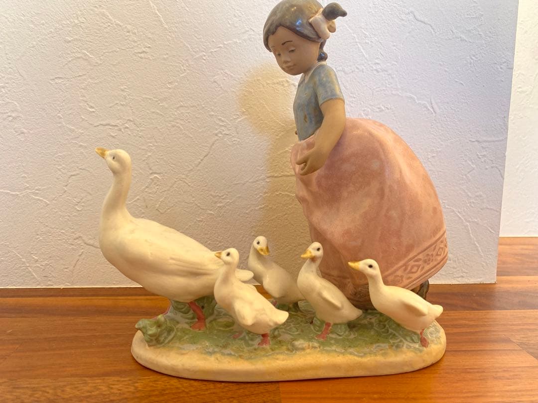 レア　リヤドロ No.2306 HURRY NOW 陶器人形　フィギュリン