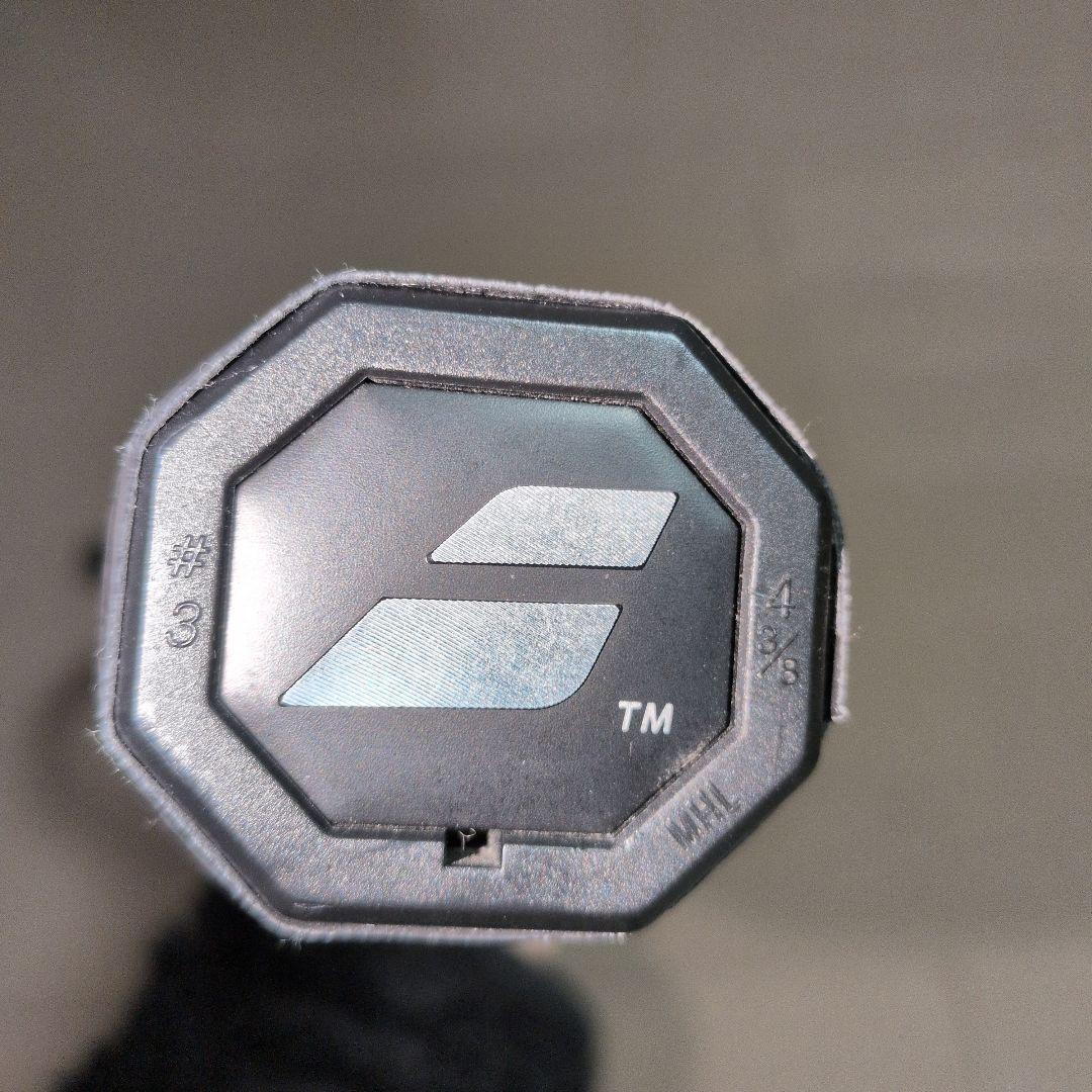 BABOLAT ピュアアエロ VS ツアー グリップ3