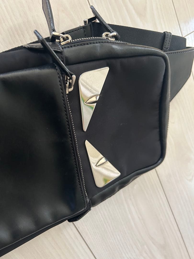 FENDI フェンディ　モンスター　ボディバッグ