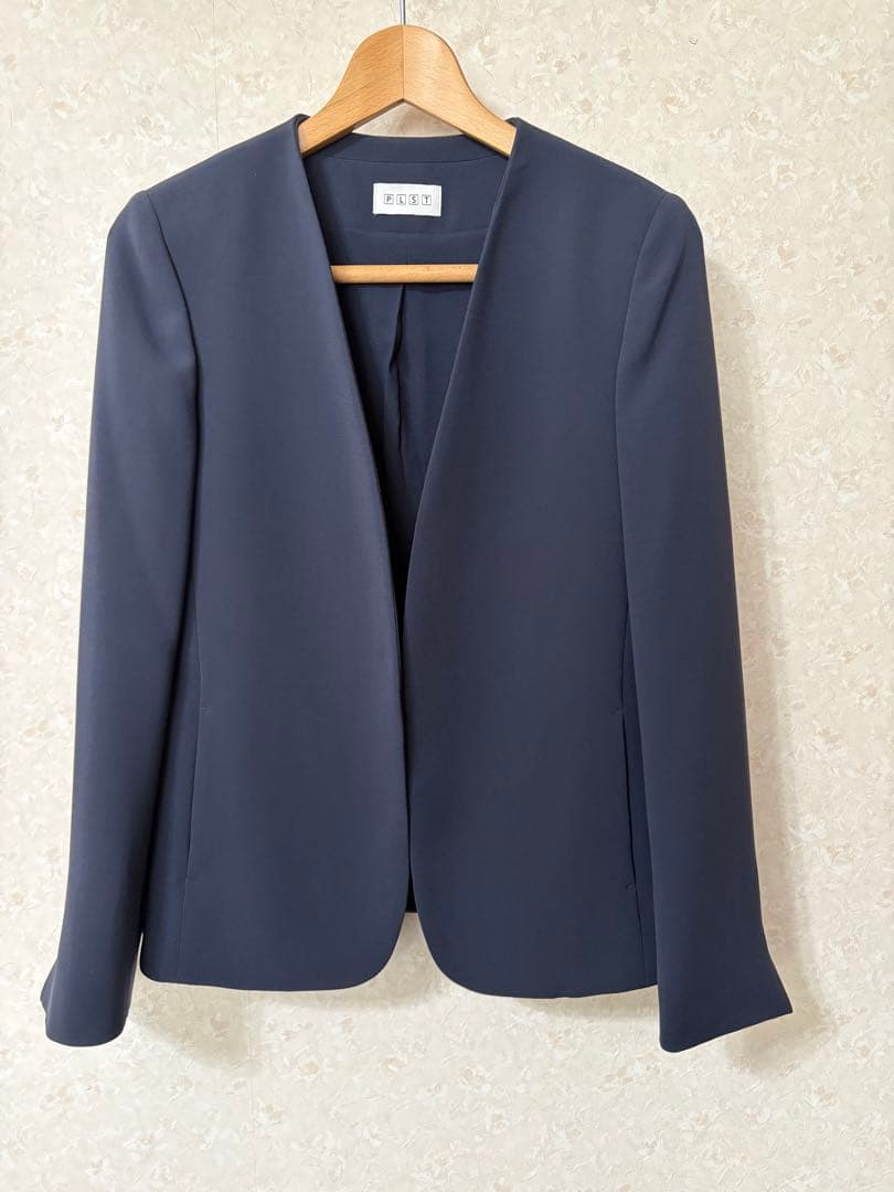 リ*ィ様 『極美品』プラステ カラーレス パンツスーツ トリアセテート混ネイビー