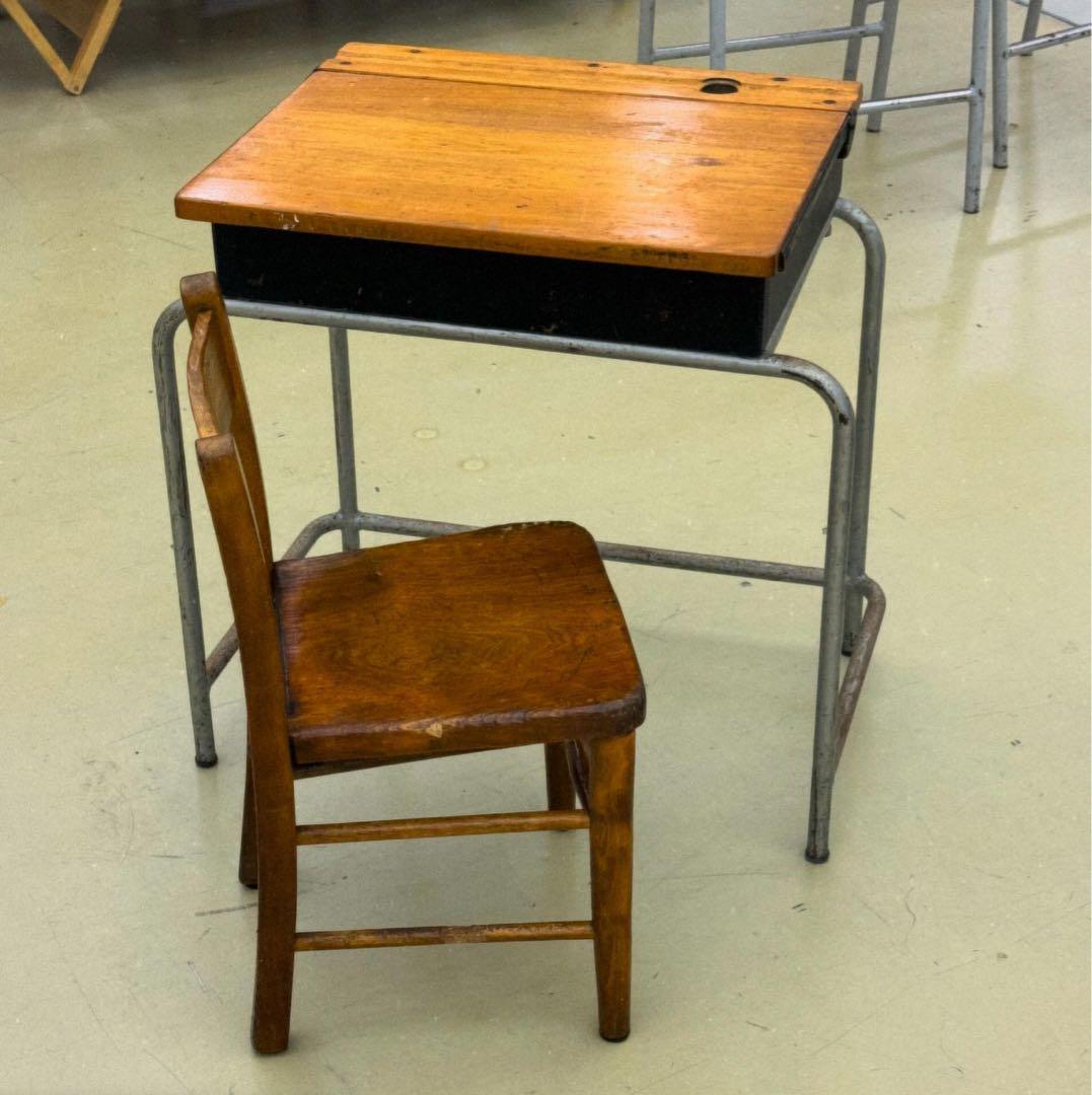 イギリス製　アンティーク　小学生　机　テーブル