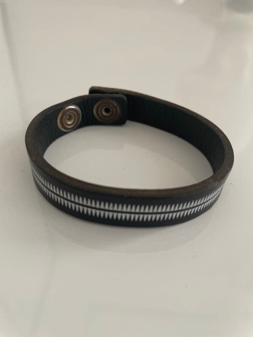 undercover giz 黒 レザー バングル