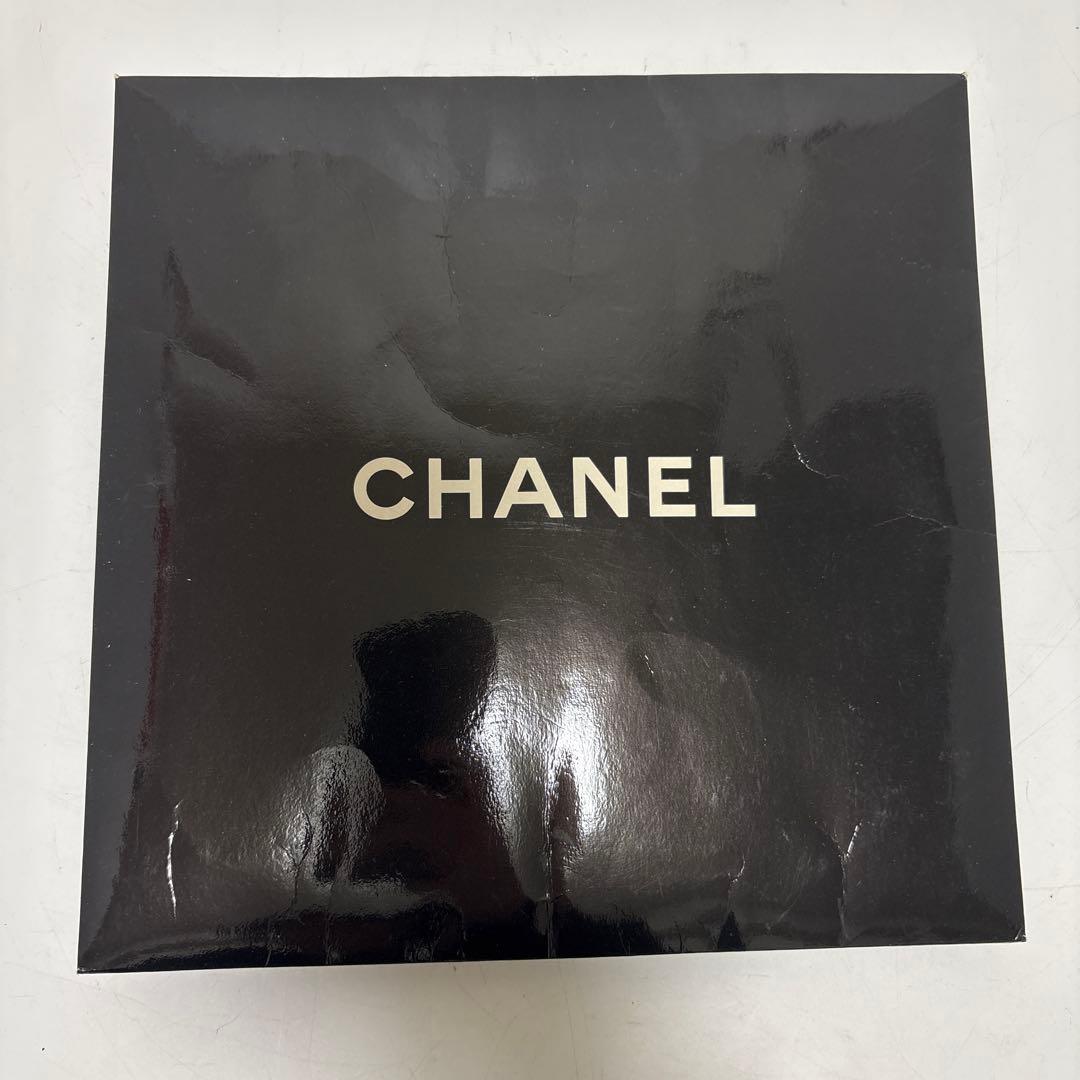 鞠*山様 CHANEL シャネル　シルク　スカーフ　宝石柄 長期保管品