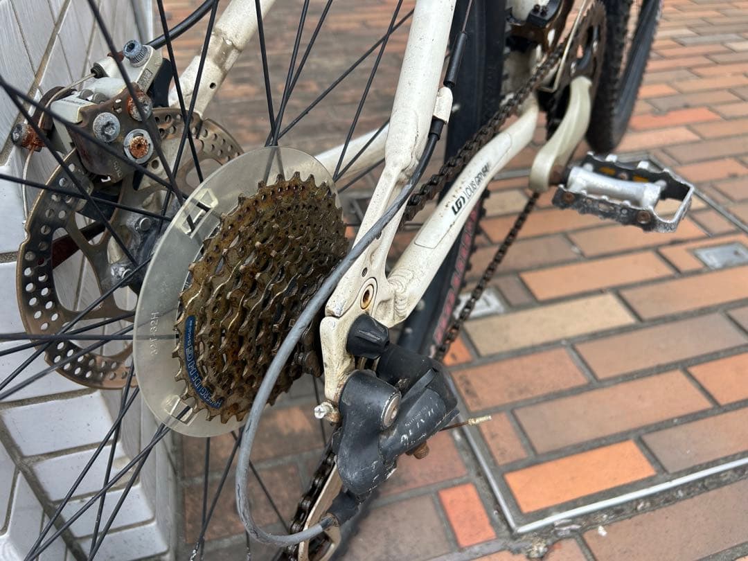 兵庫県神戸市より！ルイガノ マウンテンバイク ハードテイルです。