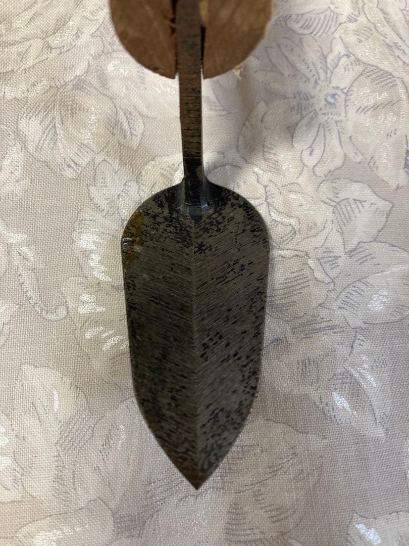 左官鏝　金梶　本焼柳刃　60ミリ