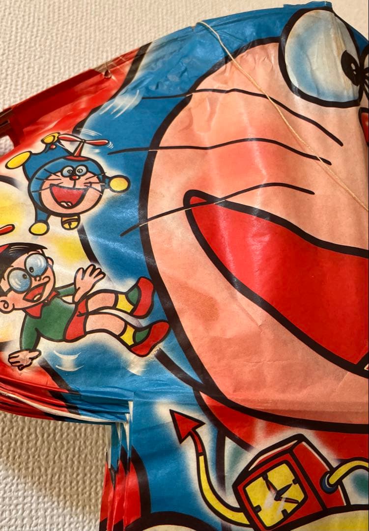 【2月限定価格】【長期保管品】昭和レトロ　竹ひご製　ドラえもん凧　10枚セット