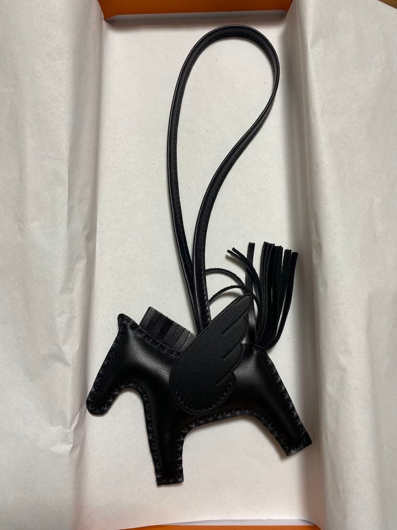 HERMES ペガサスPM　ソーブラック