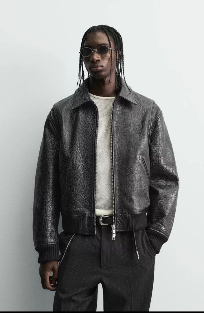 ZARA エンボス加工レザーバイカージャケット　Sサイズ