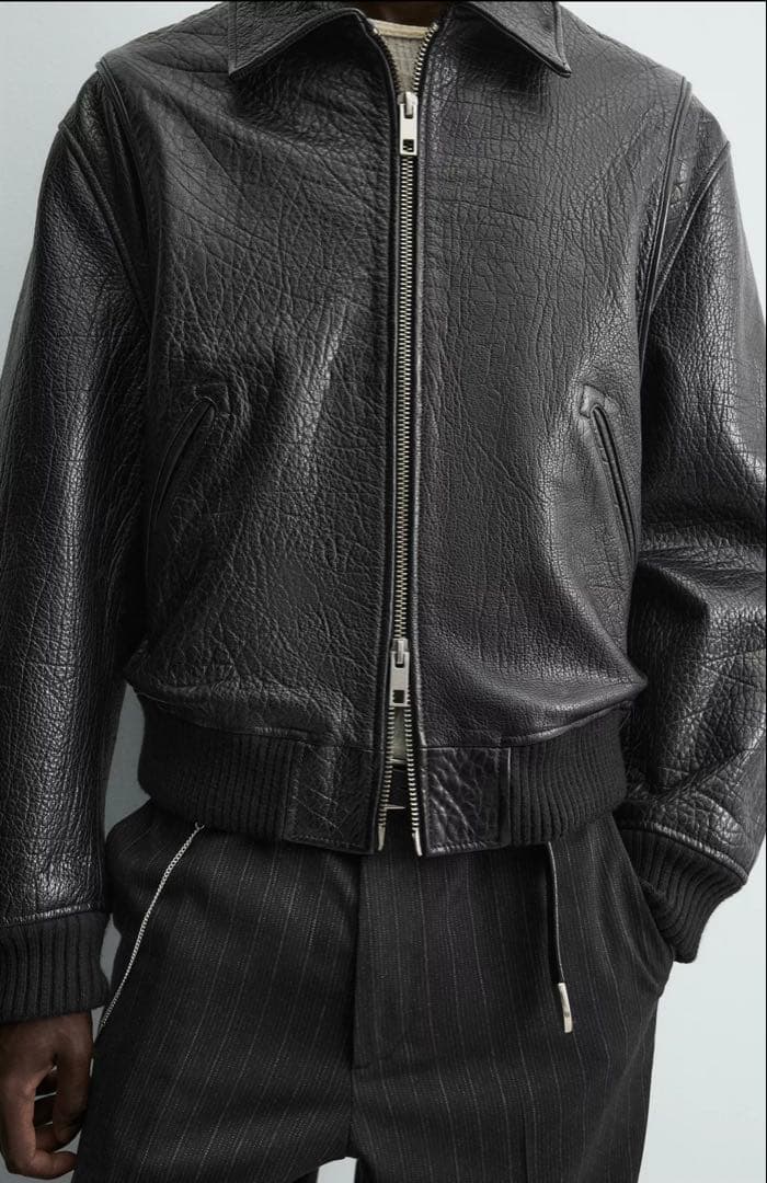 ZARA エンボス加工レザーバイカージャケット　Sサイズ