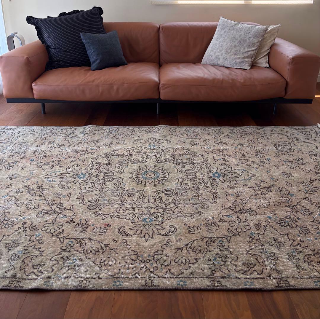 ヴィンテージラグ　トルコ　ボタニカルメダリオン　ベージュオーバーダイ　アナトリア