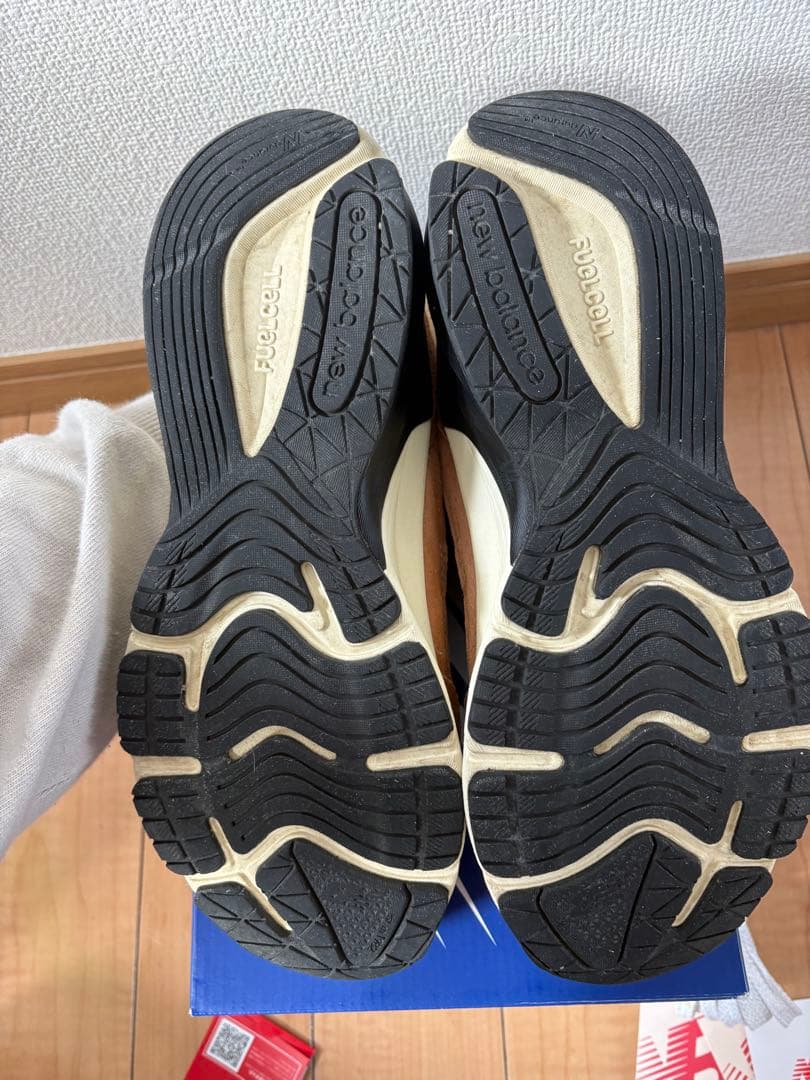 シ*ィ様 【美品】 New Balance ニューバランス990v6 TO6