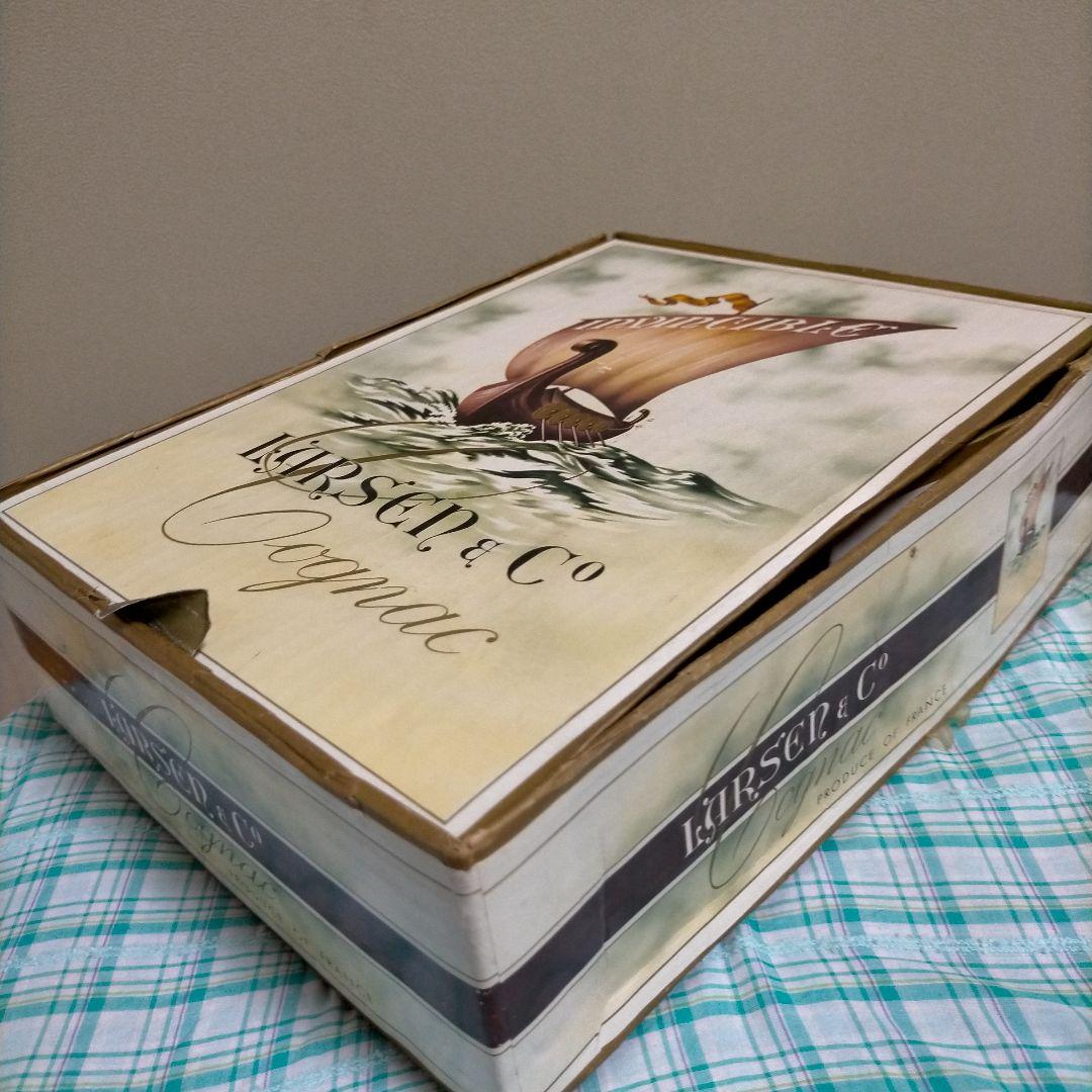 置物 INVINCIBLE COGNAC LARSEN S.A.