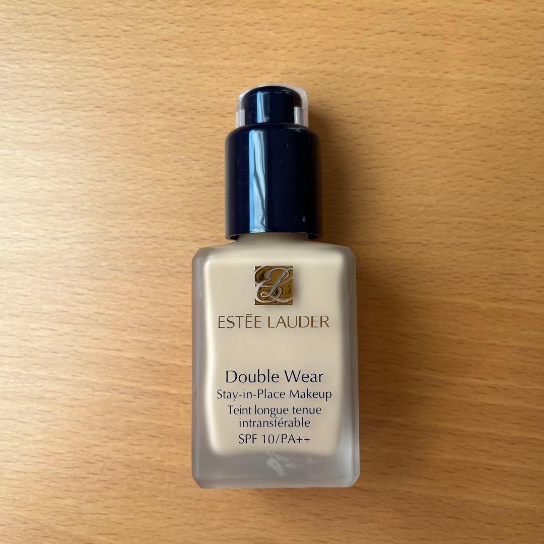 エスティ ローダー ダブル ウェア リキッドファンデーション＆ルースパウダー