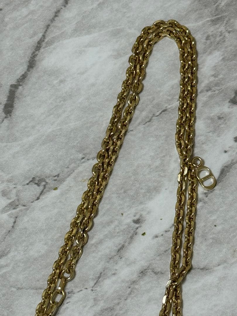 DIOR（ディオール）　蜂　ネックレス　ゴールド