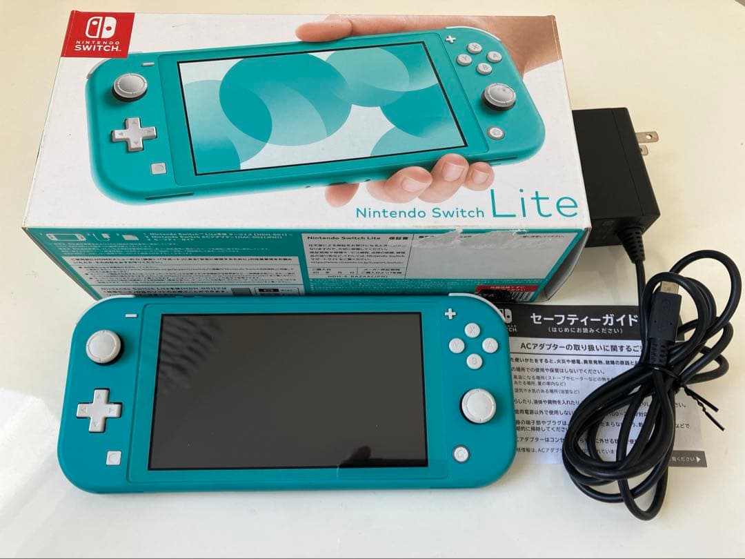 《Nintendo Switch Lite 本体》