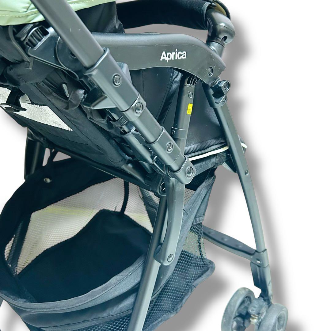 【極美品】Aprica カルーンエアーAB グリーン 軽量 両対面