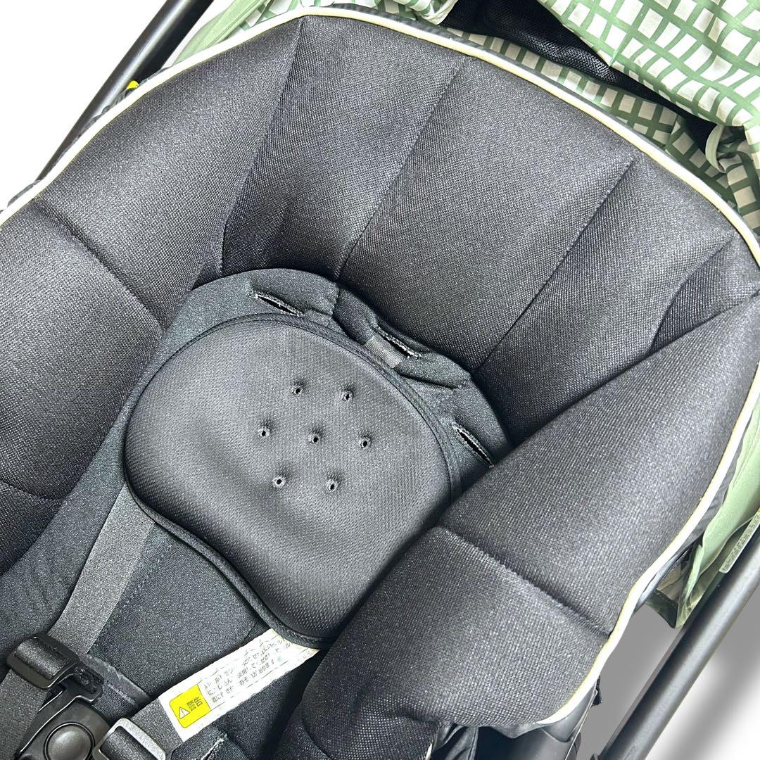 【極美品】Aprica カルーンエアーAB グリーン 軽量 両対面