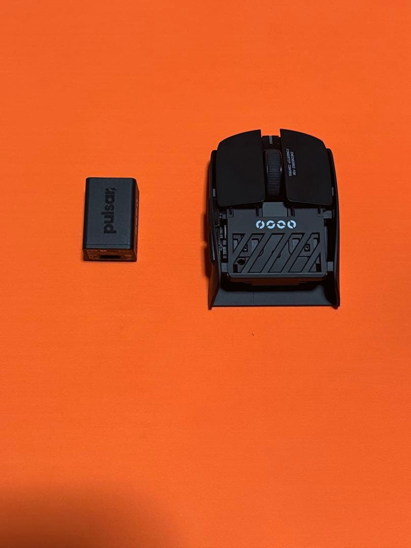 Pulsar X2Fワイヤレスマウス 本体
