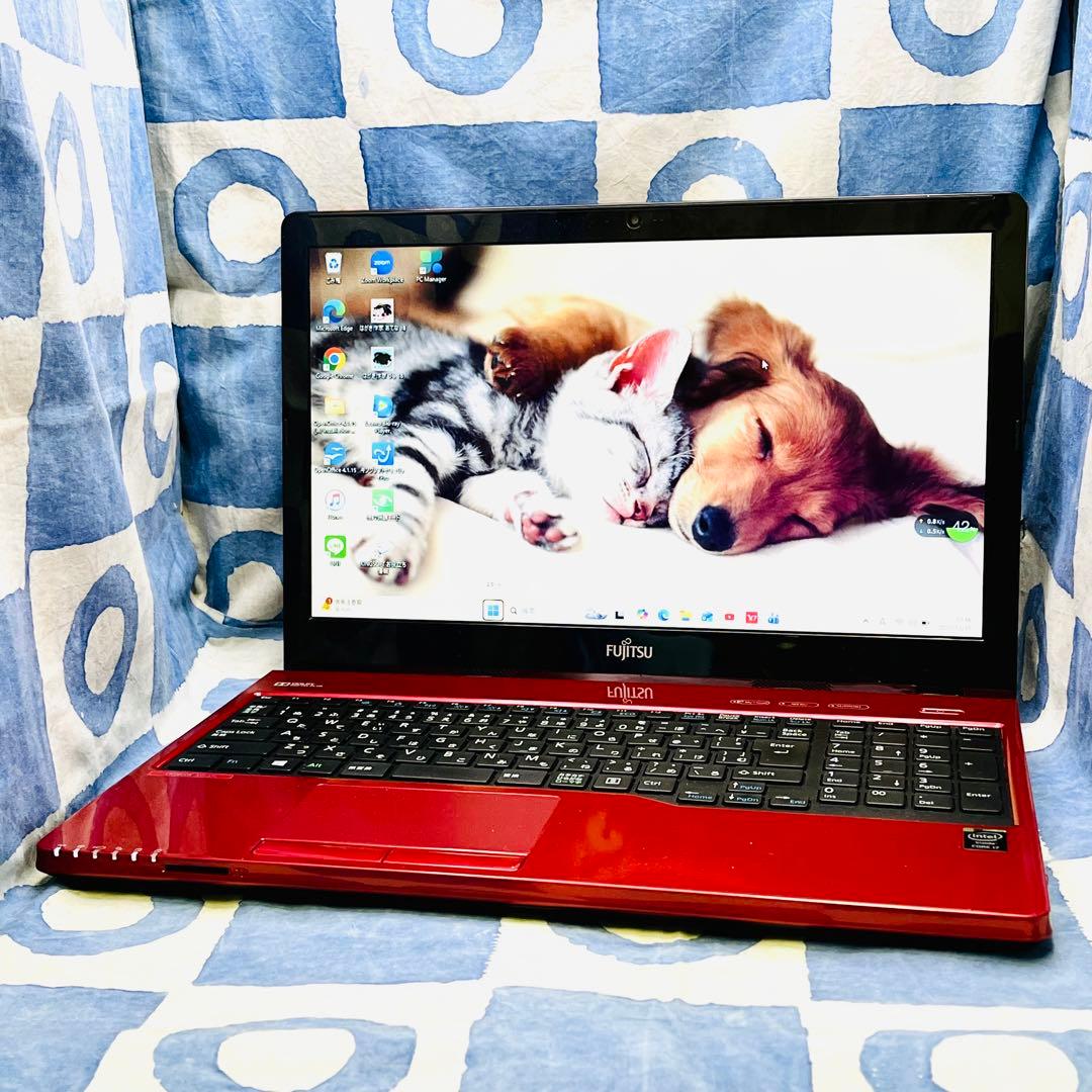 爆速SSD512G☆i7☆大人気赤ノートパソコン♪ブルーレイ&カメラ！Win11