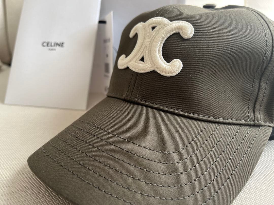 【CELINE】新品未使用／トリオンフ ベースボールキャップ