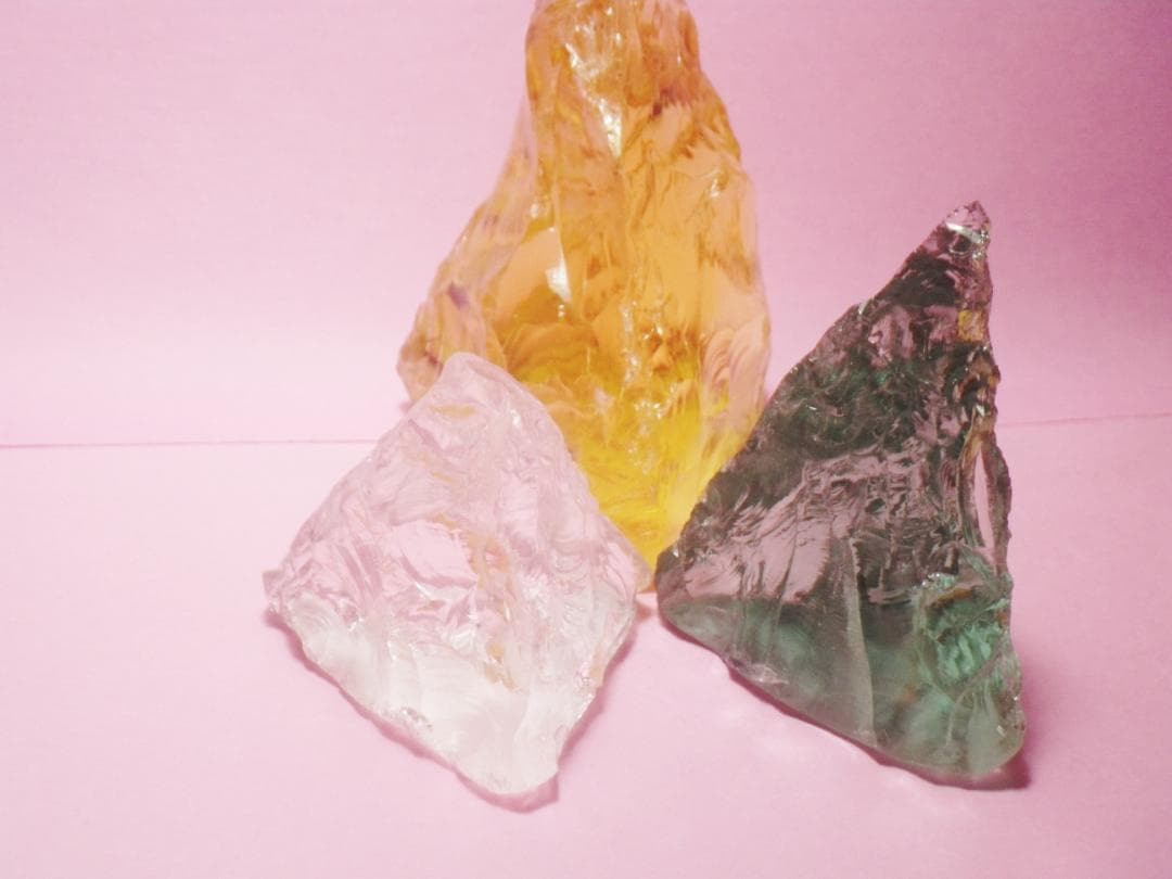 アンダラクリスタル　三角 　２５０９１３－１