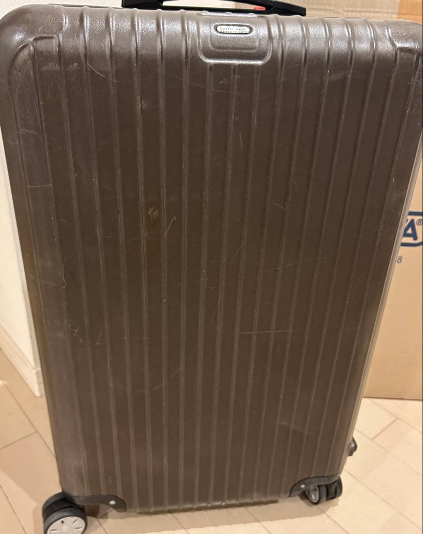 格安リモワRIMOWA サルサ（4輪）810.70 TSAロック　軽量　ブラウン
