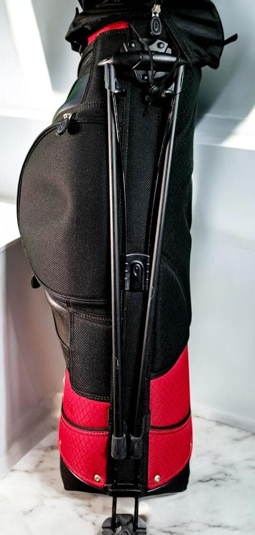 BOU送料無料/超美品　Oakley スタンドキャディバッグ 黒/赤