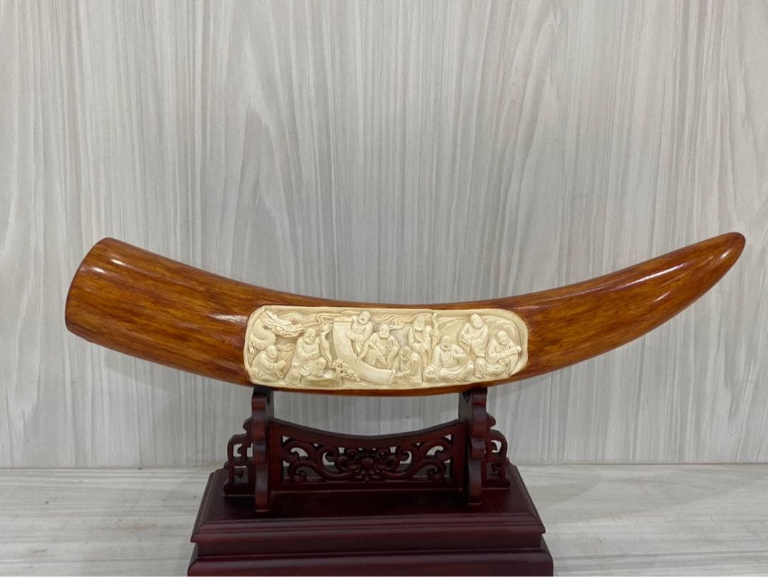 天然マンモス牙精巧な手作り彫刻羅漢置物