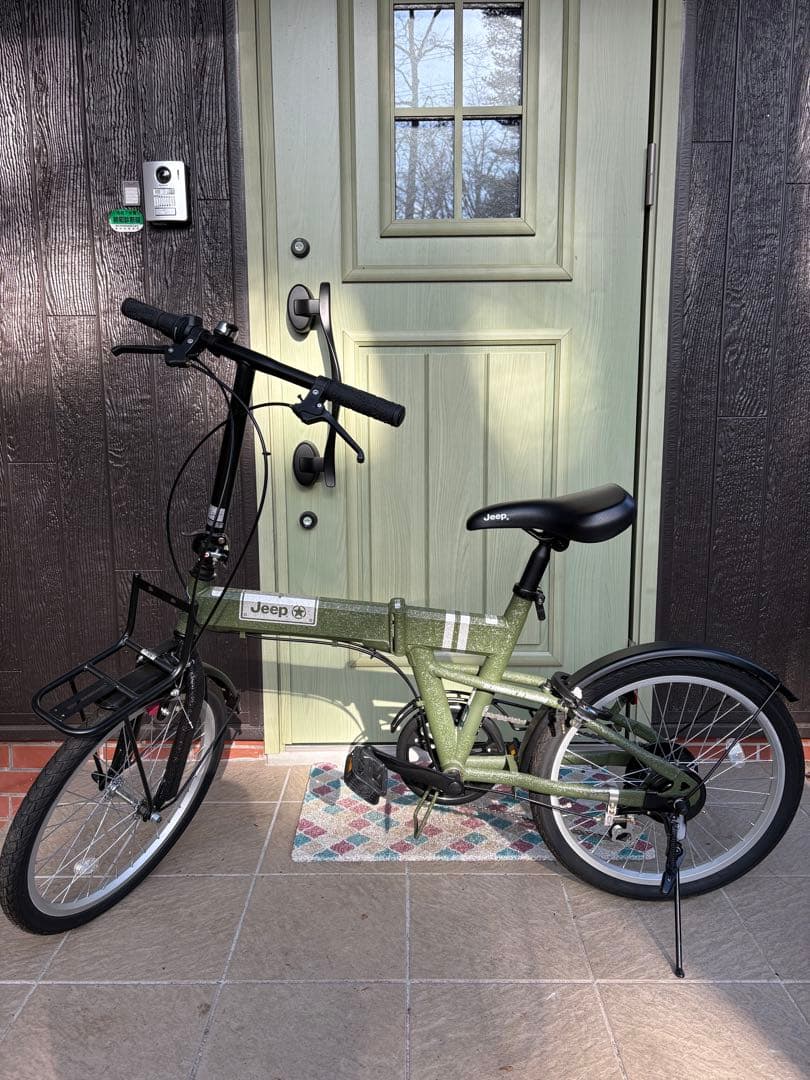 【美品】Jeep 子供用オリーブ色 2025年　　　　　　　現行モデル 18in