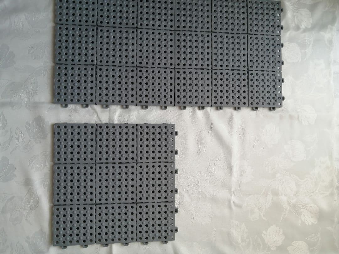 パレスチェッカー ジョイント式床材 30cmX30cm グレー 30枚入り