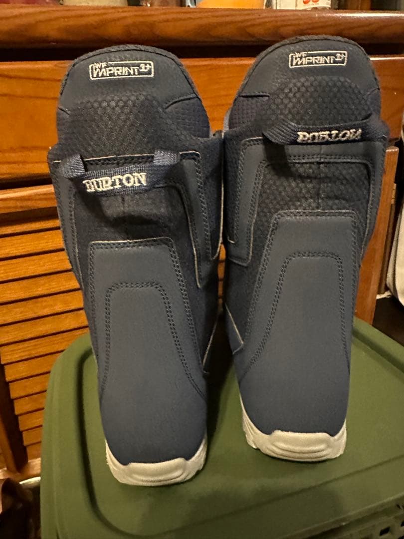 アッキー　Burton スノーボードブーツ　サイズ違い