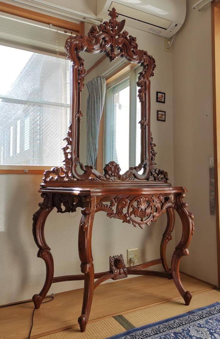 中世　ゴシック調　超高級ドレッサー 定価250万円