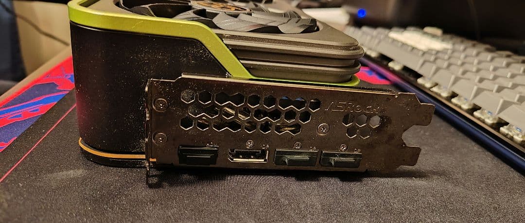 グラフィックボード・グラボ・ビデオカード Radeon rx6950XT ASRock