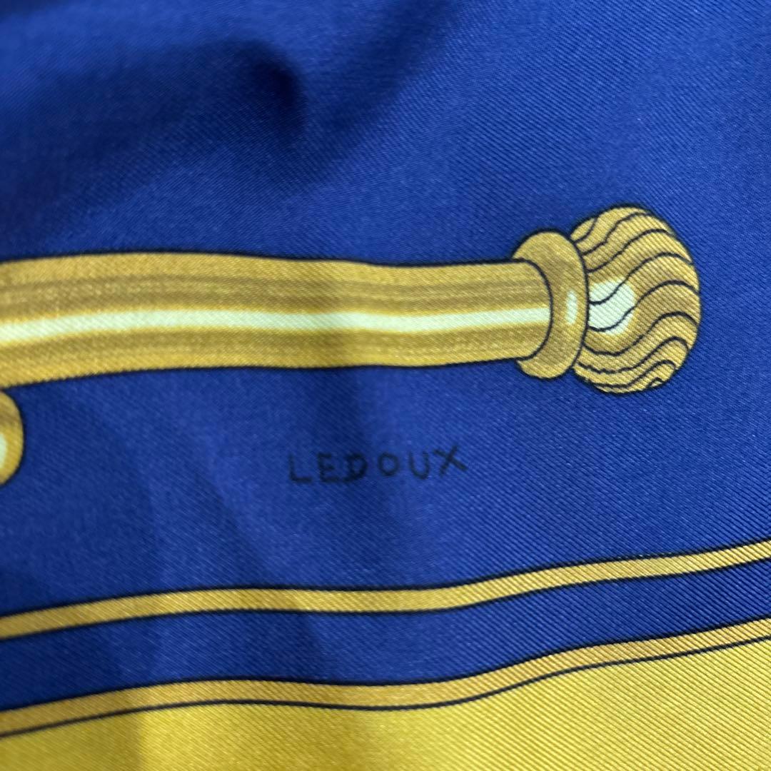 ヨ*ム様 HERMES エルメス スカーフ カレ90 ヴィンテージ