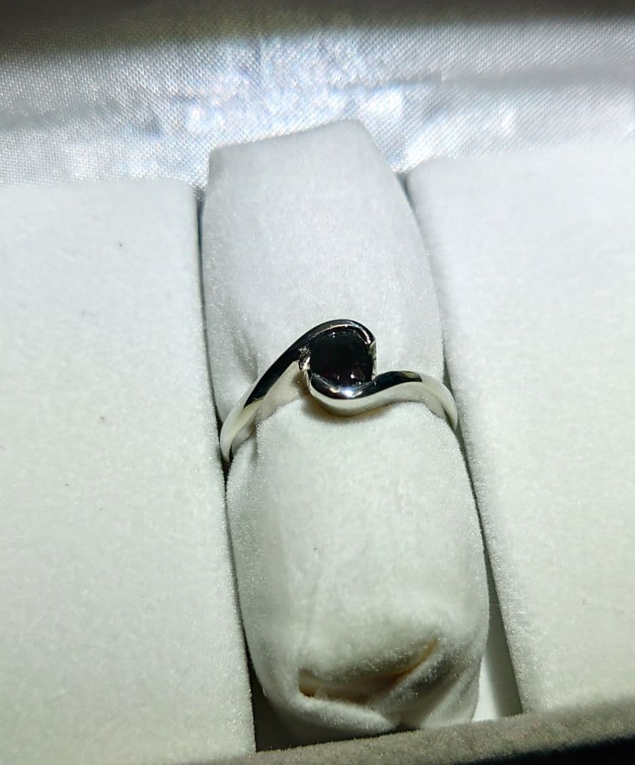 一点物 ロシア産 天然アレキサンドライト 0.69ct Pt900 鍛造製法