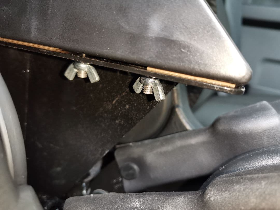 ハイゼットジャンボ　S500P／S510P専用　アームレスト　肘掛け　カーボン調