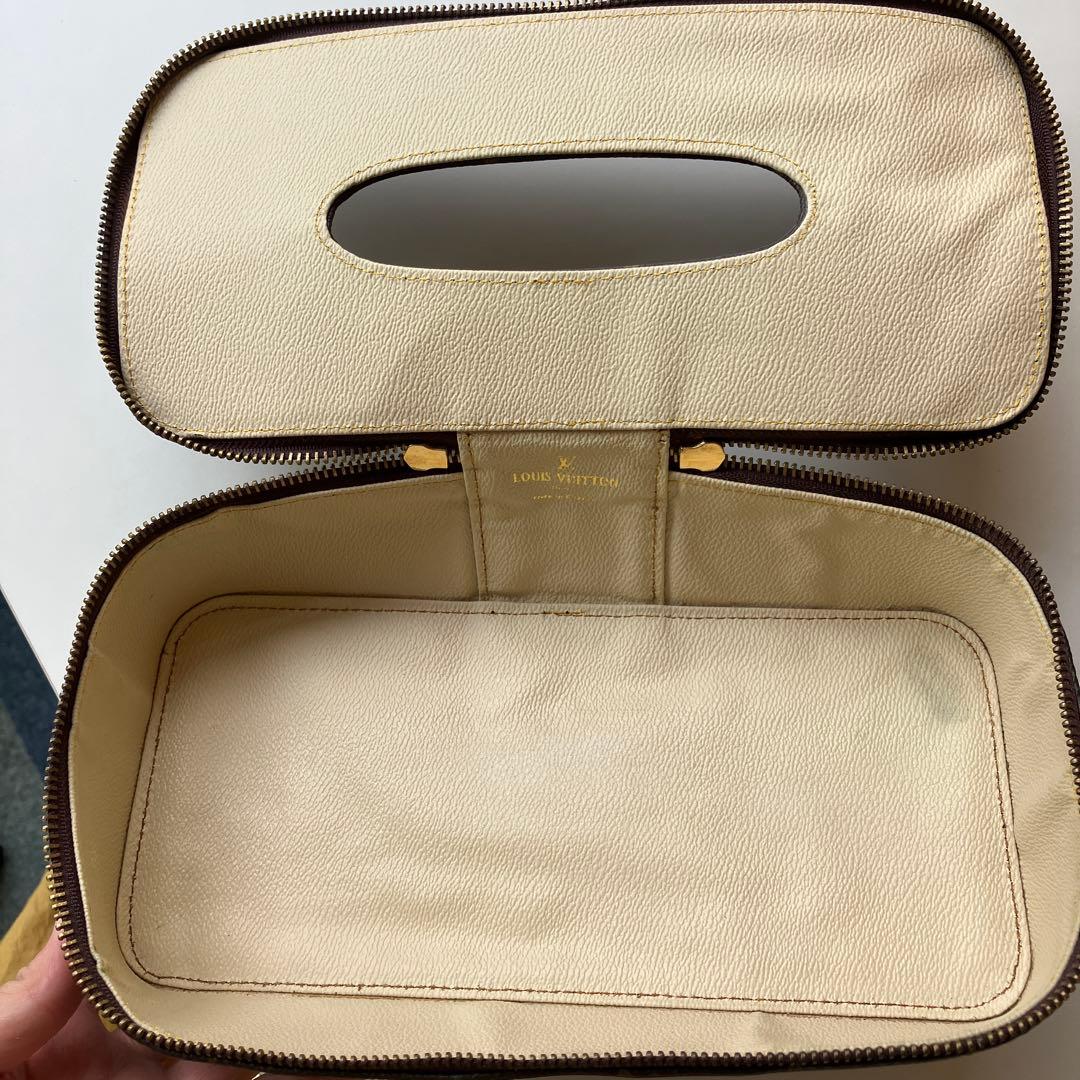 LOUIS VUITTON　ティッシュカバー　モノグラム　3678