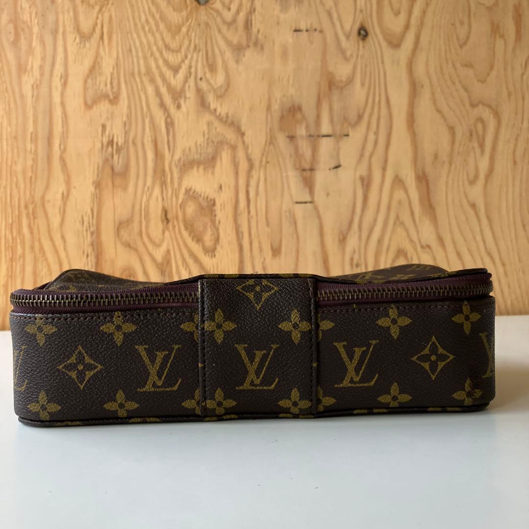 LOUIS VUITTON　ティッシュカバー　モノグラム　3678