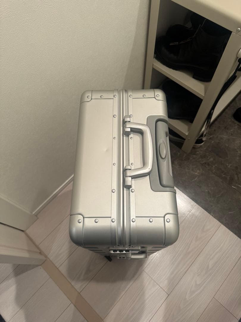 無印良品　アルミ　ハードキャリー　ケース　60Ｌ