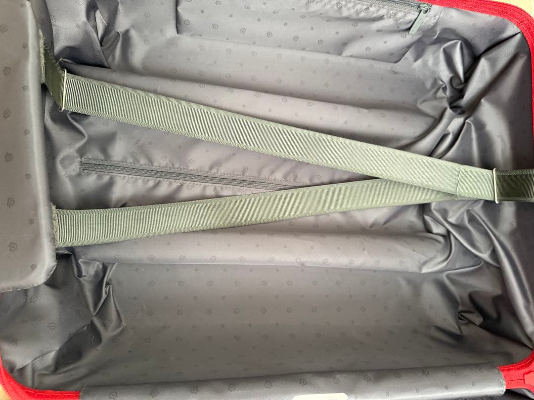 【美品】RIMOWA リモワ エッセンシャルキャビン 36L レッド　キャリー