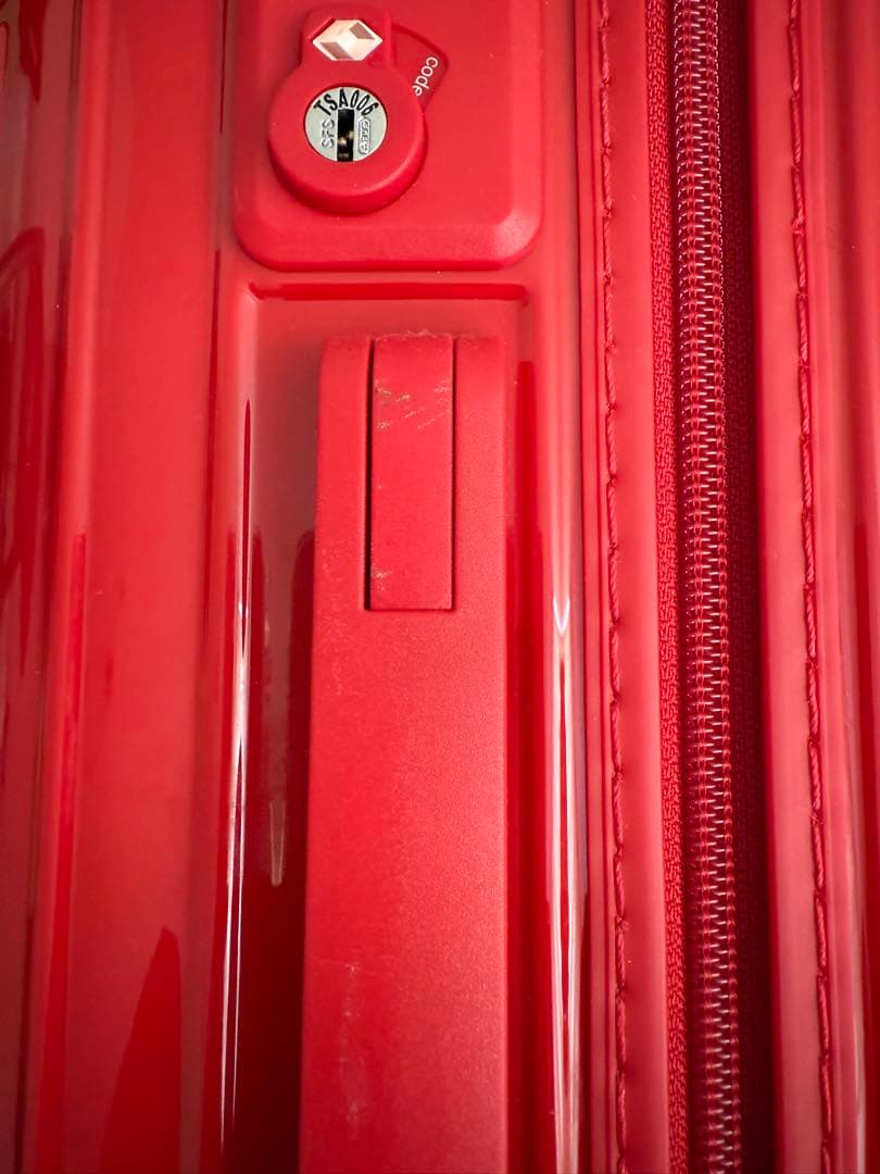 【美品】RIMOWA リモワ エッセンシャルキャビン 36L レッド　キャリー