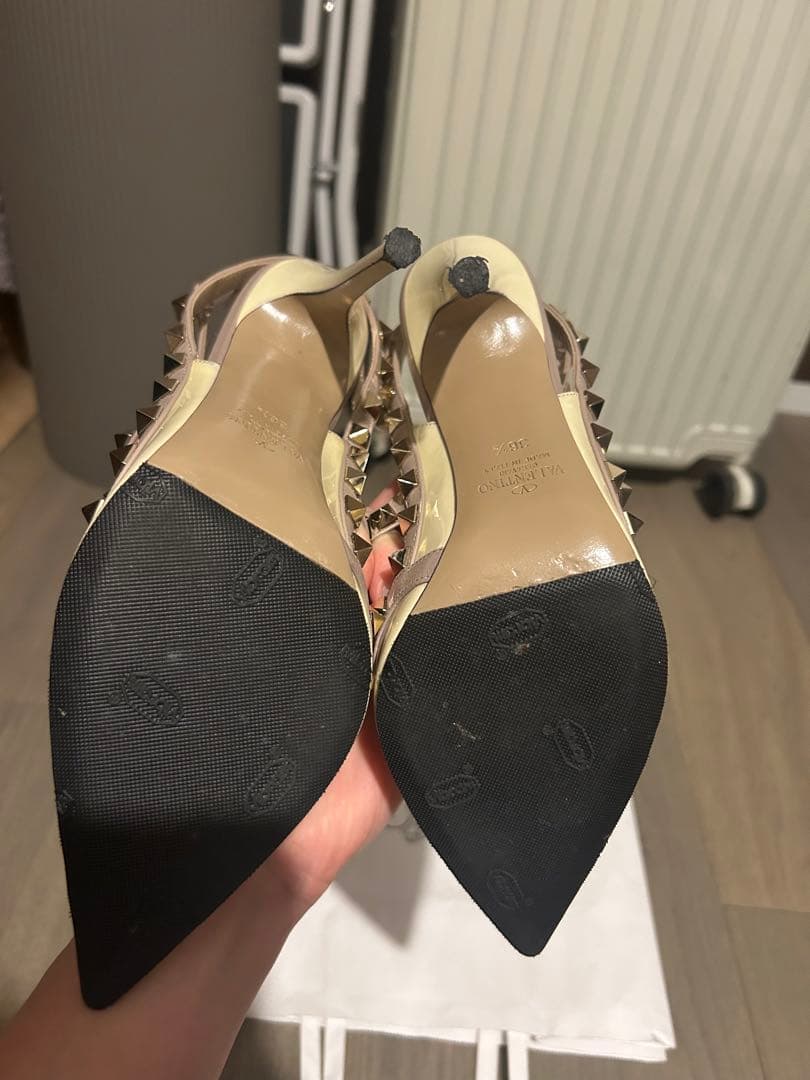 VALENTINO ヴァレンティノ スタッズ ストラップ パンプス 23.5