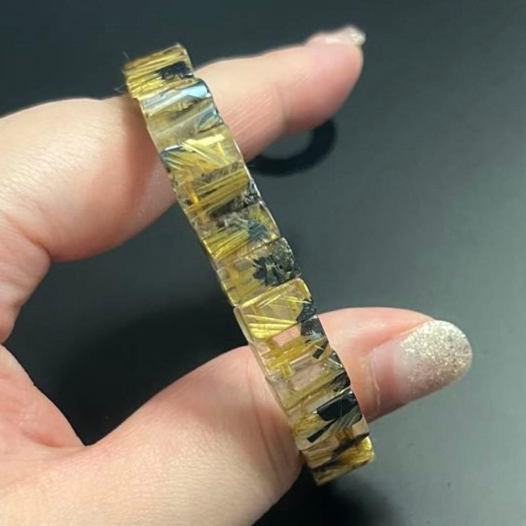 最終価格 ヘマタイトタイチンルチルクォーツ バングル