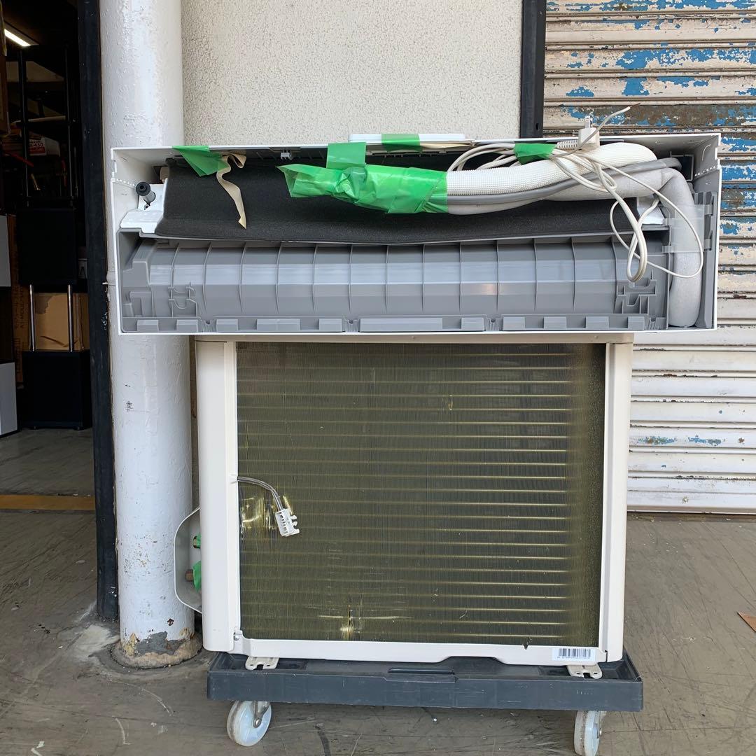 TOSHIBA エアコン室外機セットRAS-J221ARY (W) 2022年製